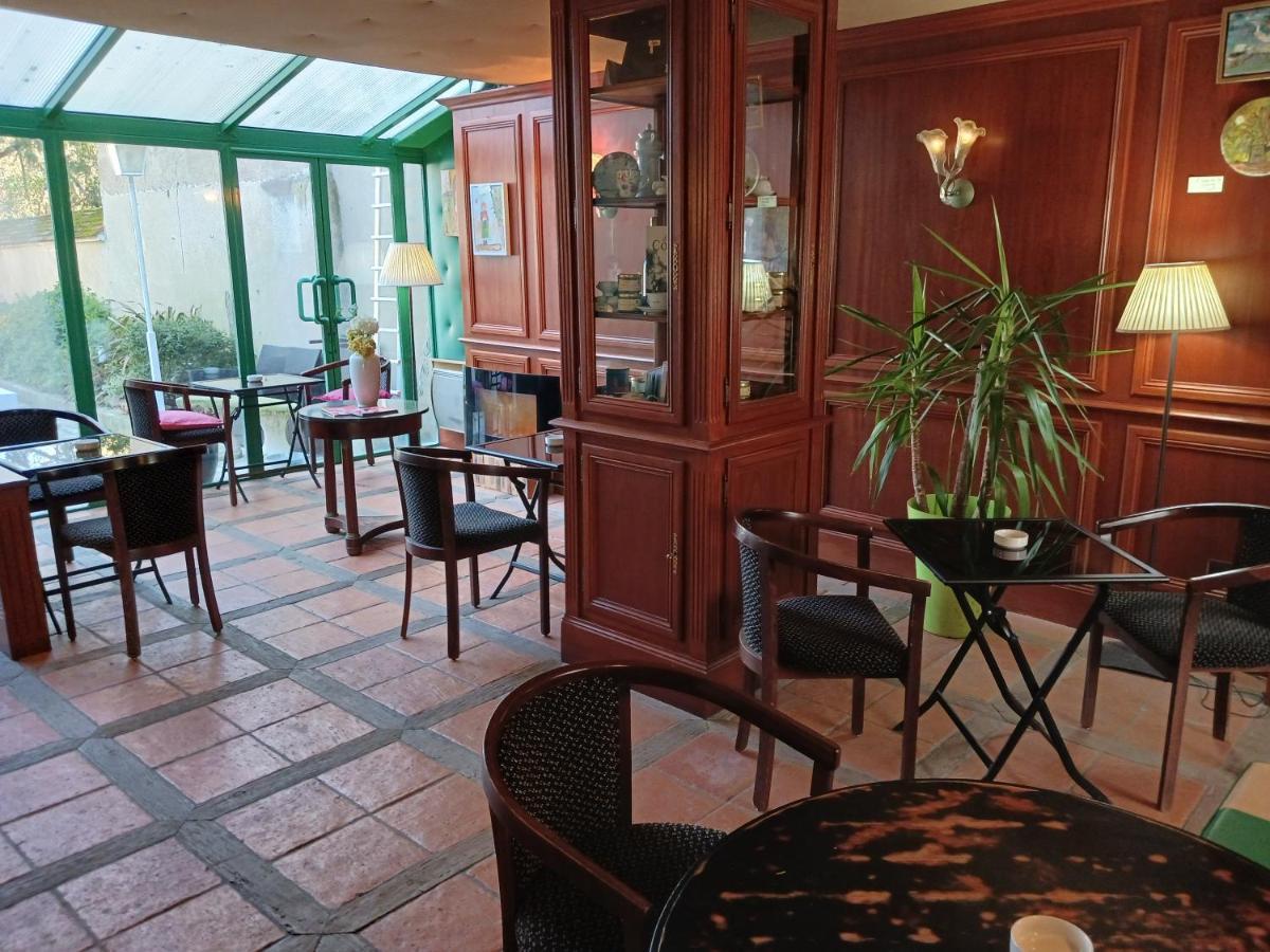 Hotel La Cognette A 25 Kilometres De Chateauroux Et 30 Kilometres De Bourges Issoudun Eksteriør billede